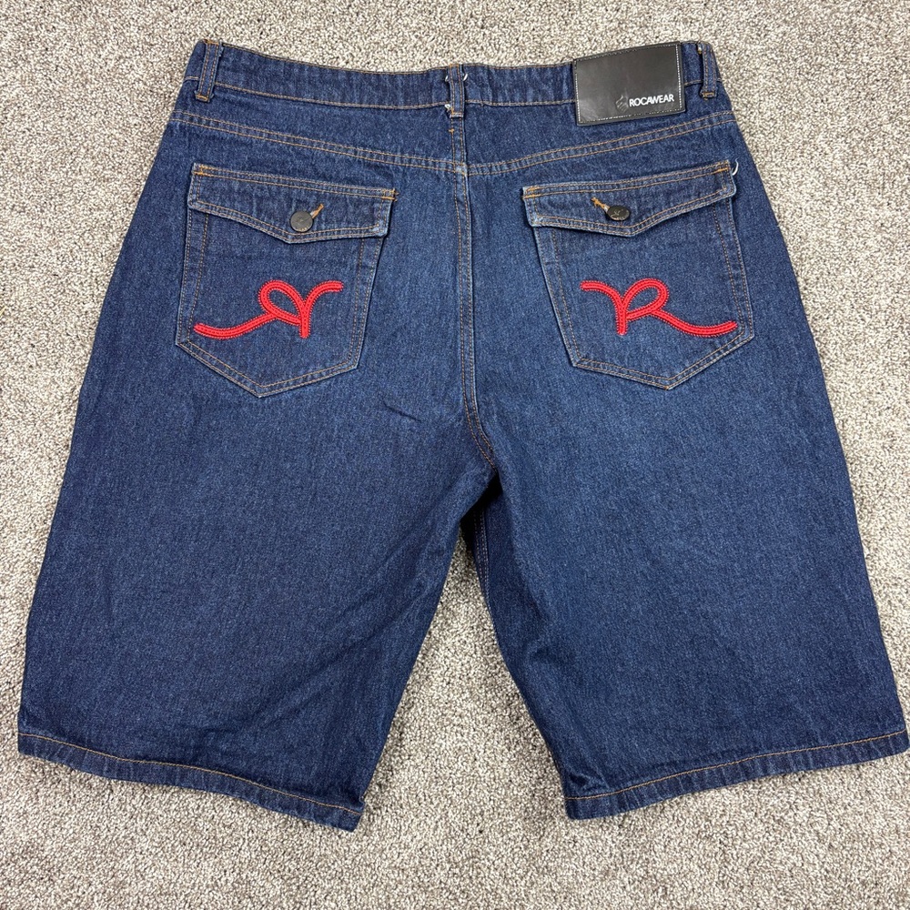 Rocawear Shorts Mens 38 Blue  Denim Red Logo Bermuda Casual Jorts Y2K Baggy